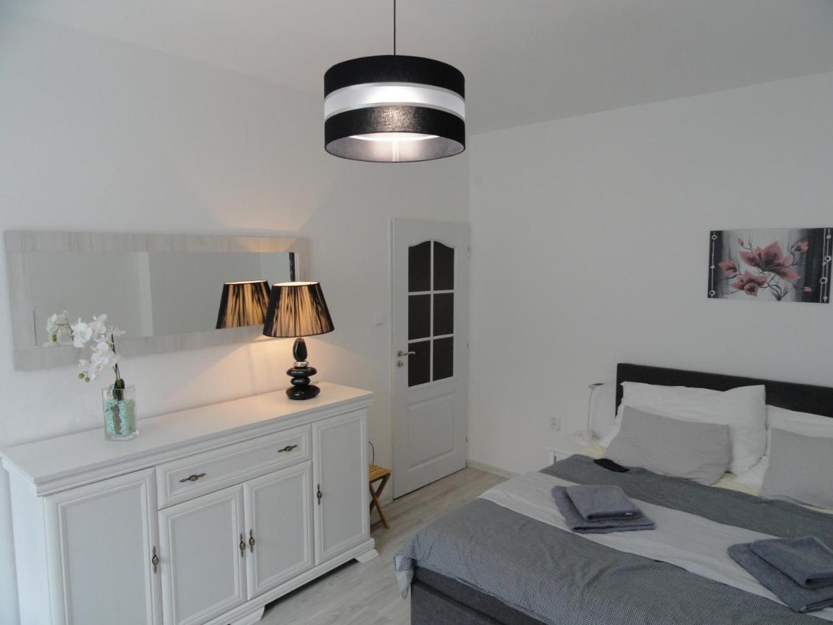 Apartman Sluka Йилемнице Экстерьер фото